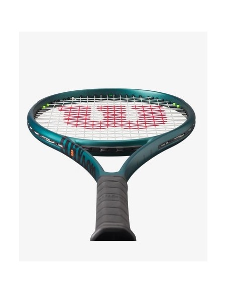 Wilson Blade 100 V9 Tennis Racket 